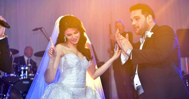 عمرو دياب يشعل حفل زفاف ابن محمد فريد خميس  اليوم السابع