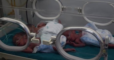 بالصور.. ولادة ستة توائم بمستشفى الجامعة بالمنصورة   