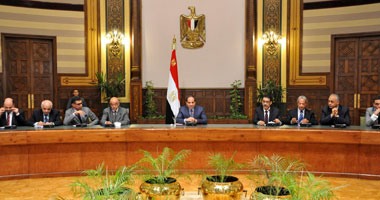 محلل سياسى: السيسى وجه رسائل للداخل والخارج باجتماعه برؤساء التحرير 