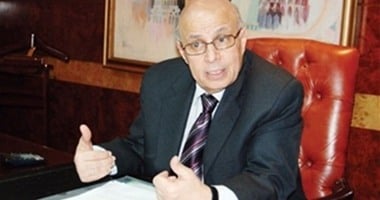 عبد الرءوف قطب رئيس الاتحاد المصرى للتأمين