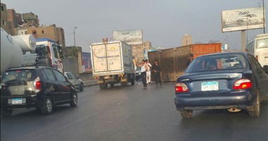 صحافة المواطن: سقوط حاويتين من شاحنة بـ دائرى المنيب  وتعطل حركة المرور  اليوم السابع