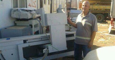 شرطة محور قناة السويس تضبط 50 طن ملابس مهربة فى بورسعيد  