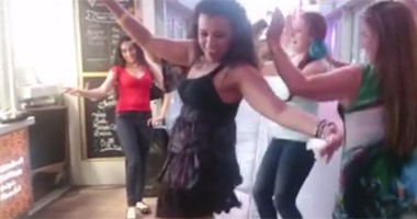 صحافة المواطن: بالفيديو..أمريكيات يرقصن على أغنية  بشرة خير  بلاس فيجاس  