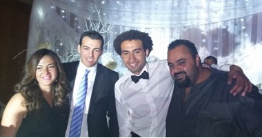 بالصور.. دنيا سمير غانم ومحمد عادل إمام فى حفل زفاف  على ربيع   اليوم السابع