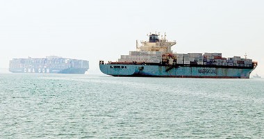 مميش: 480 سفينة عبرت قناة السويس بحمولات 28,4 مليون طن خلال 10 أيام  اليوم السابع