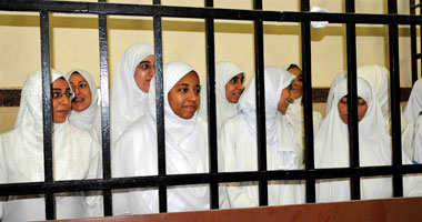 بالصور لحظة خروج فتيات 7 الصبح من السجن 27