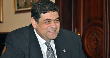 وزير الصحة د.أشرف حاتم