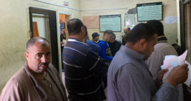 إضراب موظفى الشهر العقارى