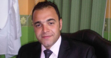 الدكتور خالد يوسف أخصائى التغذية وأمراض السمنة والنحافة