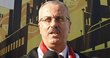   رئيس وزراء فلسطين الضفة مستهدفة مثل غزة من قبل الاحتلال