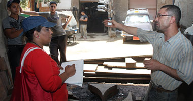 الحرفيون بالعزبة القبلية فى حلوان يرفضون نقلهم للمنطقة الصناعية