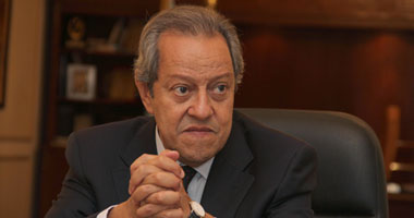  منير فخرى عبد النور، وزير الصناعة والتجارة الخارجية