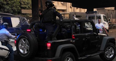 مجهولون يطلقون النيران سيارتى شرطة
