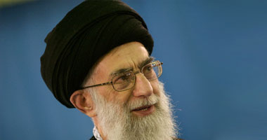 المرشد الأعلى للثورة الإيرانية على خامنئى