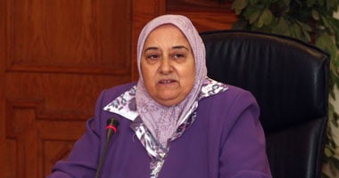 الدكتورة نجوى خليل وزيرة التأمينات