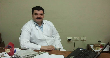 الدكتور خالد أبو شنب أستاذ مساعد الميكروبيولوجى والمناعة