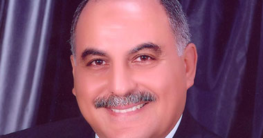 الدكتور حافظ شوقى وكيل أول نقابة العلاج الطبيعى