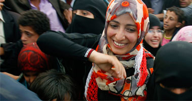 توكل كرمان الناشطة السياسية اليمنية الحاصلة على جائزة "نوبل"