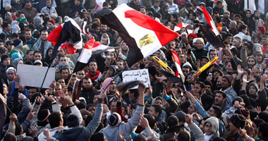 مئات الآلاف من المتظاهرين احتشدوا بميدان التحرير فى الذكرى الأولى للثورة