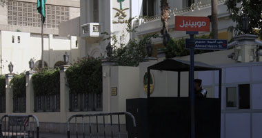 سفارة السعودية: مراكز خدمات التأشيرات بالقاهرة لا تقوم بمهام إلحاق العمالة 