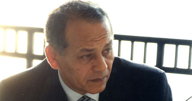 النائب السابق محمد أنور السادات
