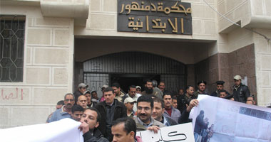 وقفة احتجاجية للمطالبة بالإفراج عن الناشط إبراهيم بكر