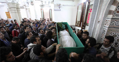 5 آلاف يشيعون جنازة الشهيد محمد مصطفى