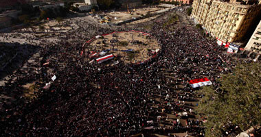 المطالب برحيل العسكرى تتزايد بميدان التحرير