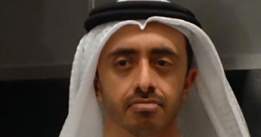   وزير خارجية الإمارات يصل السعودية بالتزامن مع زيارة السيسى