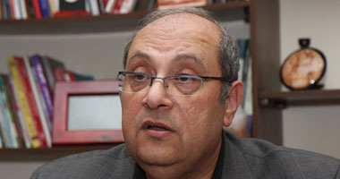 رئيس اتحاد المصريين فى أوروبا الدكتور عصام عبد الصمد