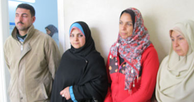 الموظفون المعتصمون