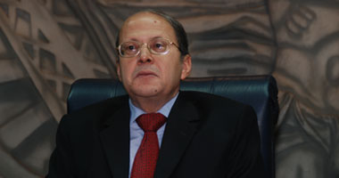 الكاتب الصحفى عبد الحليم قنديل