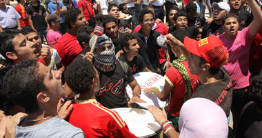 التراس الأهلى أثناء نظر محاكمة المتهمين