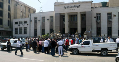  | معاينة النيابة: تحطم 3 سيارات نتيجة انفجار قنبلة بميدان مصر الجديدة