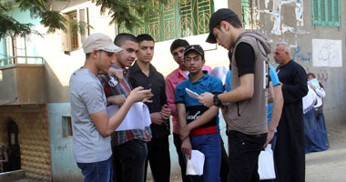   تباين آراء طلاب الثانوية العامة حول صعوبة امتحان اللغة العربية