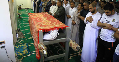  | بالفيديو والصور.. جنازة مهيبة للفنان سعيد صالح بمسقط رأسه بالمنوفية