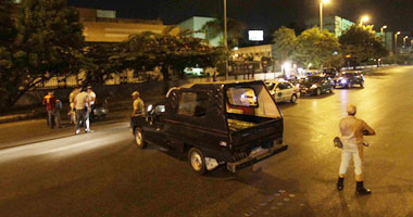بالصور.. انتشار أمنى مكثف فى شوارع القاهرة بعد منتصف الليل S92012185229