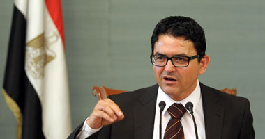 الدكتور محمد محسوب وزير الدولة للشئون القانونية 