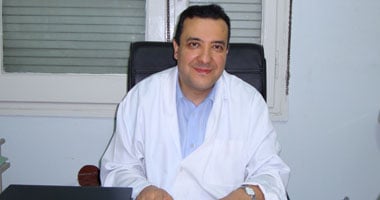 هشام الخياط  أستاذ الجهاز الهضمى والكبد بمعهد تيودور بلهارس