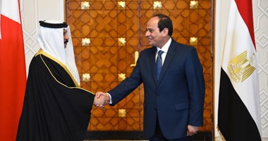 الرئيس السيسي يستقبل العاهل البحرينى فى قصر عابدين