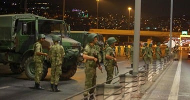 تسريح 73 من أفراد الجيش التركى على صلة بالمعارض "جولن"