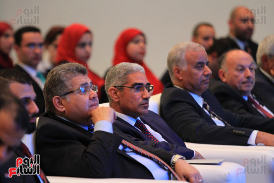 لجنة التعليم فى مؤتمر الشباب بشرم الشيخ (6)