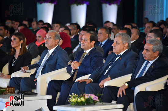 الرئيس السيسى فى مؤتمر الشباب بشرم الشيخ (1)