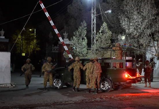 الجيش الباكستانى ينتشر فى محيط تفجير مركز تدريب الشرطة