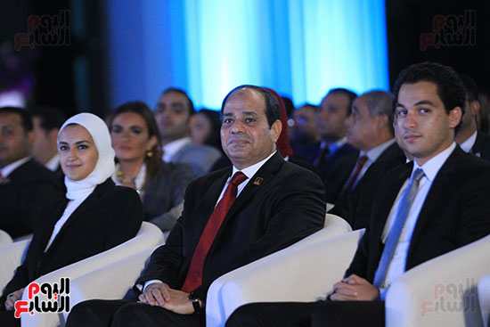 1الرئيس السيسى يشهد الجلسة الختامية لمؤتمر الشباب فى شرم الشيخ (1)