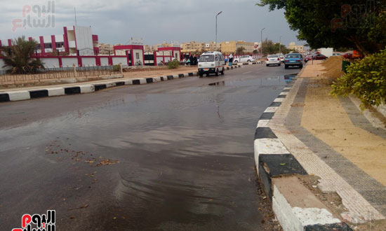 الأمطار تغرق شوارع طور سيناء