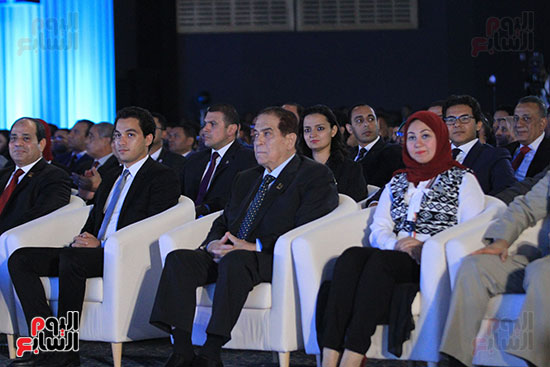 1الرئيس السيسى يشهد الجلسة الختامية لمؤتمر الشباب فى شرم الشيخ (10)