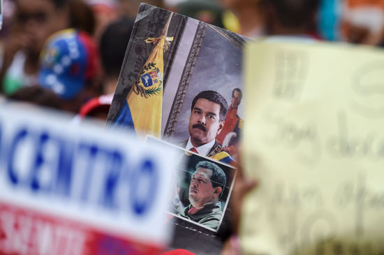 صور الرئيس نيكولاس مادورو و الرئيس السابق هوجو تشافيز