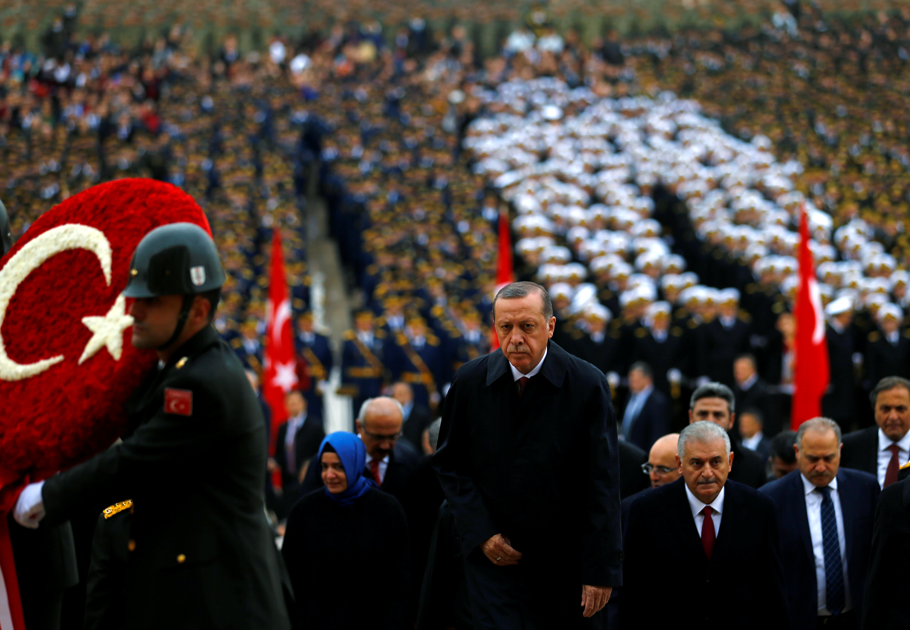 أردوغان ومسئولو حكومته وقيادات حزبه خلال الاحتفالات