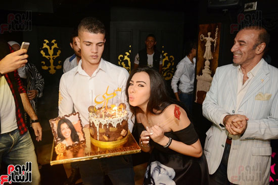 ميريهان حسين وأجواء الاحتفال بعيد ميلادها